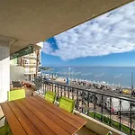 Le Coq Livieri - Wifi - Seafront - Town Centre 아파트