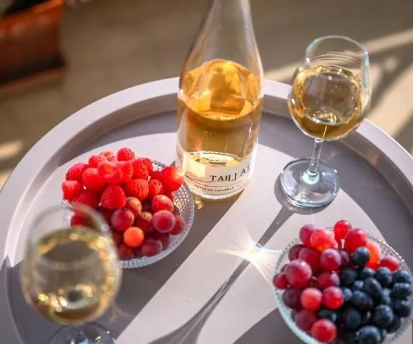 Le Coq Livieri - Wifi - Seafront - Town Centre Appartement