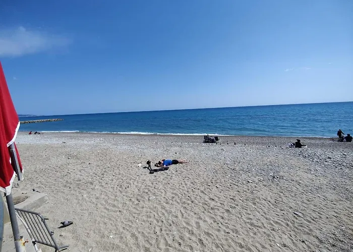 Le Coq Livieri - Wifi - Seafront - Town Centre Menton